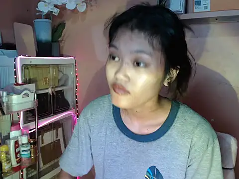 skinny gracie online show from October 18, 1:03 pm