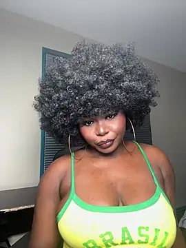 WomanNextdoor1 online show from June 25, 9:13 am