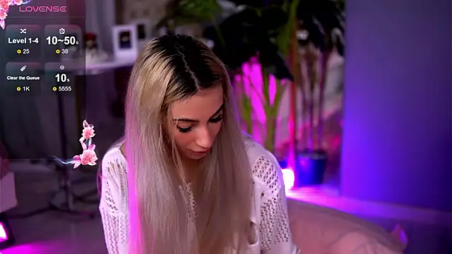 AwaLynch online show from March 3, 4:29 am