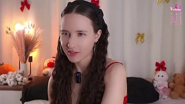 MaudAle online show from February 20, 1:04 am