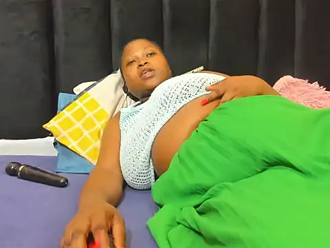 AmazingDarkDoll online show from July 23, 6:38 pm