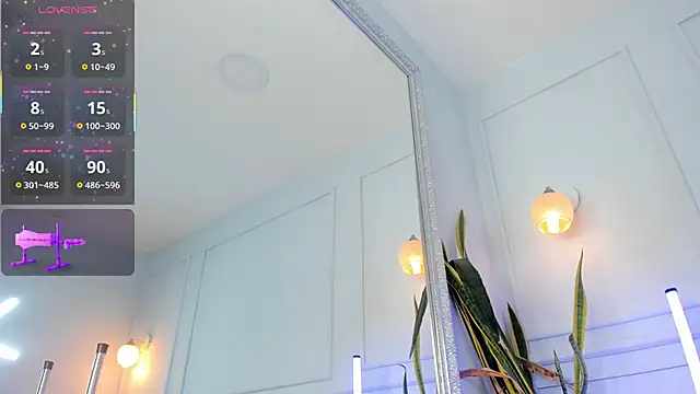 Jazmiinee online show from February 22, 7:37 pm