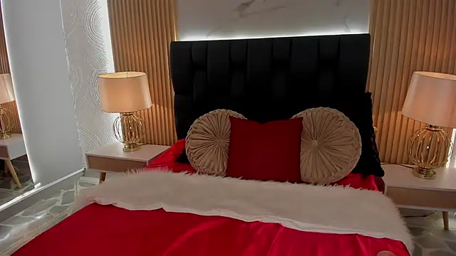 VioletaMaddox online show from December 2, 11:51 pm