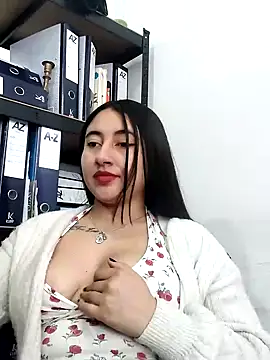 AMATISTA  16 online show from July 17, 1:26 pm