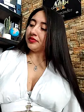 AMATISTA  16 online show from July 22, 1:01 pm