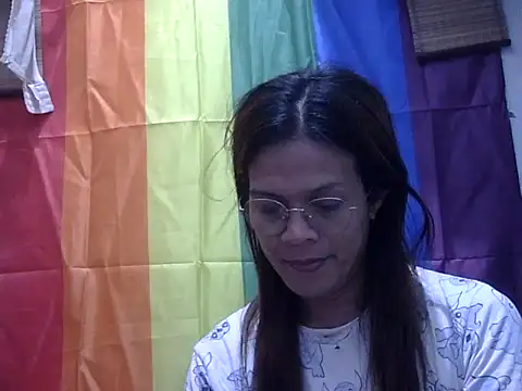 juicycum069 online show from July 31, 10:44 pm