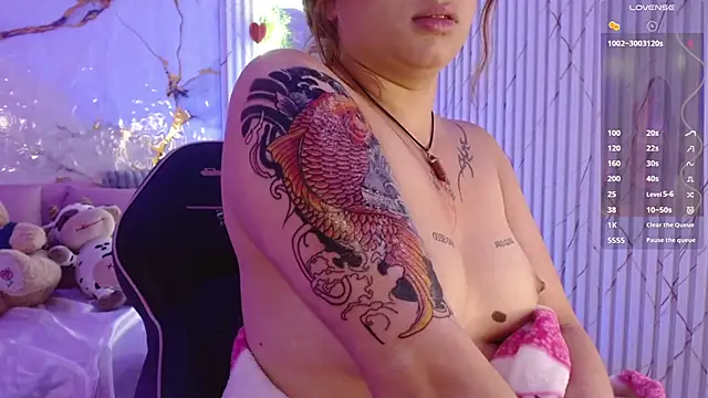 Naomy tay1 online show from February 22, 6:47 am