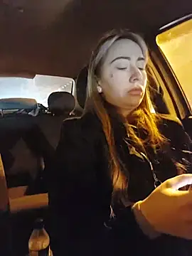 Reina Cummings online show from March 8, 6:28 am