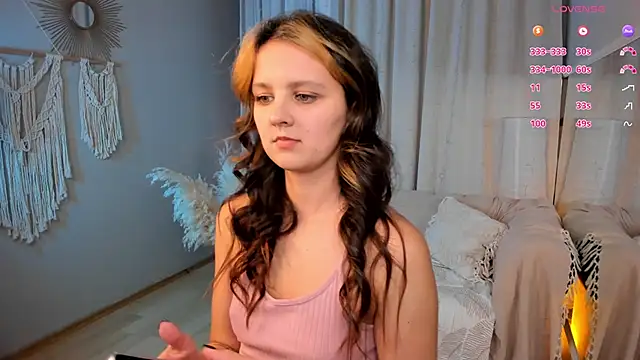 LilLisa online show from November 22, 4:31 pm