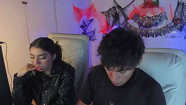 Yiing and yang online show from October 21, 11:47 am