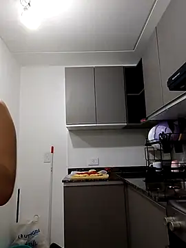 abrilour online show from October 1, 5:29 pm