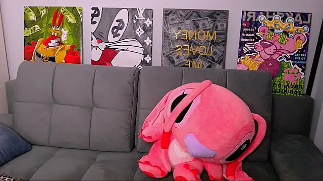 queenofthesense  online show from March 9, 11:57 am