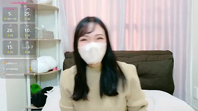 yuu-chan  online show from November 16, 5:09 am