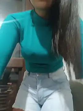 cicinha3657 online show from June 19, 6:33 pm