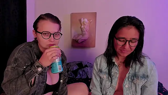 CrazyCakes  online show from December 16, 2:50 am