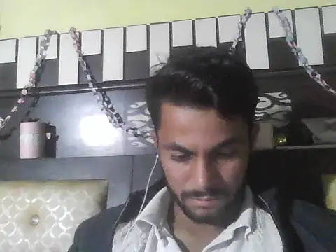 ursdreamperson online show from November 12, 2:15 pm