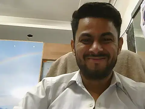 ursdreamperson online show from April 28, 2:27 am