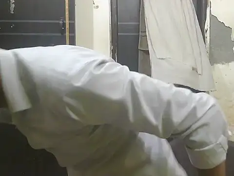 ursdreamperson online show from June 8, 1:01 am
