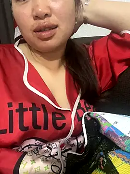Snapshot of Nhung584 chatting on October 8, 12:20 pm Nhung584 online show from October 8, 12:20 pm