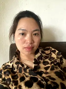 Snapshot of Nhung584 chatting on September 13, 10:01 am Nhung584 online show from September 13, 10:01 am