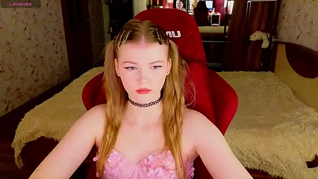 Jenny Skinner20 online show from May 1, 5:27 pm