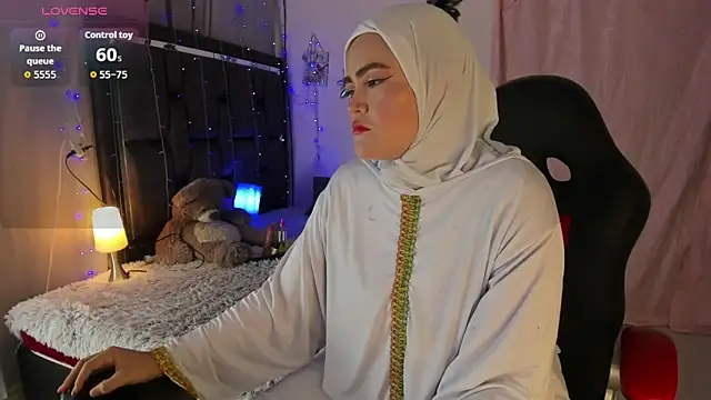 Snapshot of MarianFadel chatting on September 17, 12:36 pm MarianFadel online show from September 17, 12:36 pm