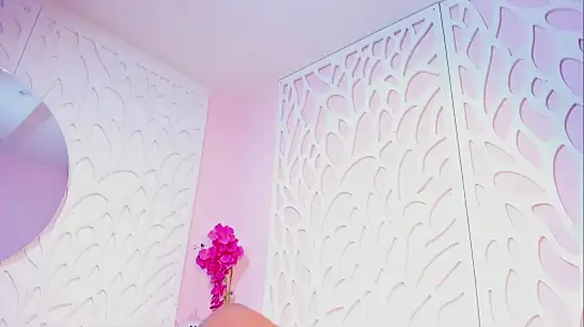 Snapshot of Emmadancer chatting on September 25, 10:18 pm Emmadancer online show from September 25, 10:18 pm