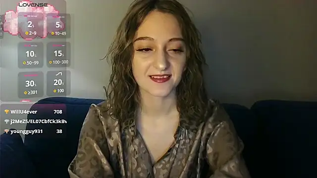 white liillyy online show from December 13, 11:43 pm