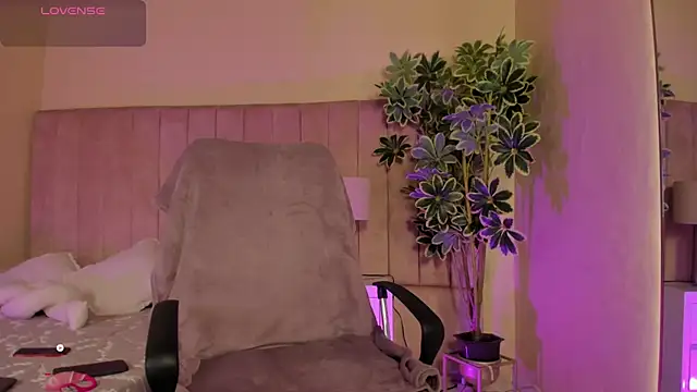 Mia mtnz02 online show from November 7, 12:38 am