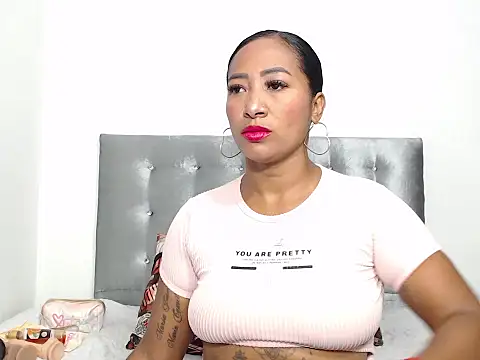 Luxuryebony69 online show from March 2, 2:02 pm