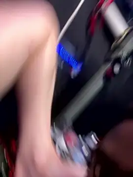 SnowBunny1224 online show from March 10, 8:02 pm