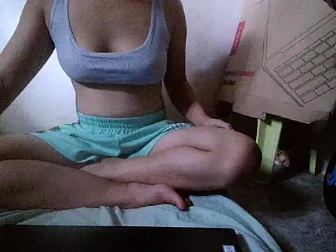 peachysweetie23 online show from May 31, 8:20 am