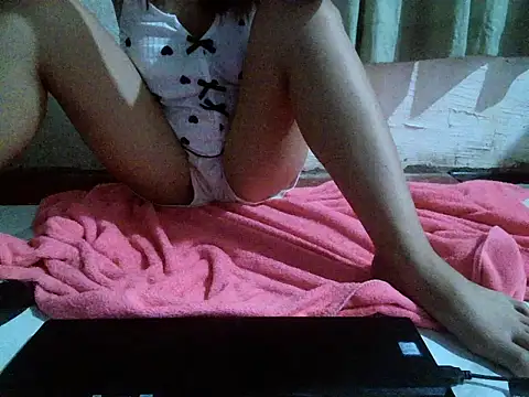 peachysweetie23 online show from July 31, 11:00 am