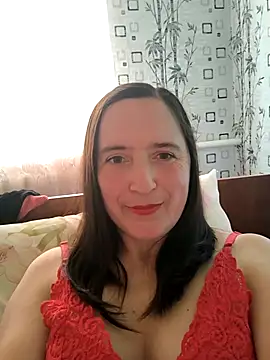 Snapshot of EvelinCutex chatting on October 3, 1:05 pm EvelinCutex online show from October 3, 1:05 pm