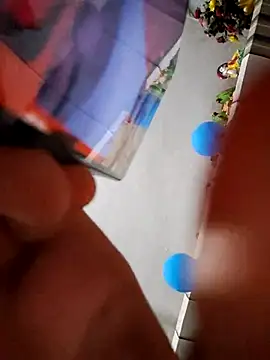 Anushka14321 online show from November 2, 7:01 am