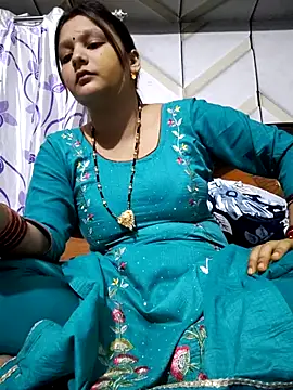 Anushka14321 online show from November 24, 7:10 am