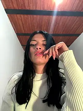 LiaCollings online show from January 11, 1:05 pm