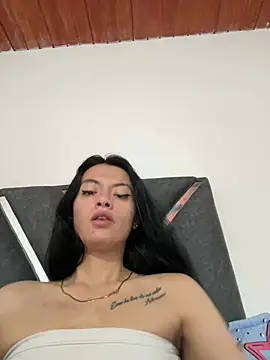 LiaCollings online show from July 19, 1:02 pm