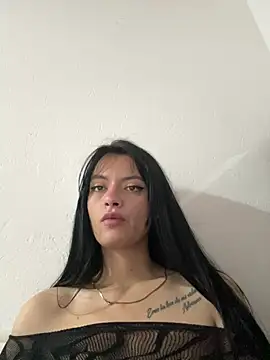LiaCollings online show from June 27, 11:44 am