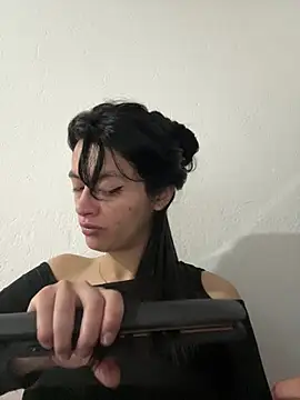 LiaCollings online show from July 15, 11:37 am