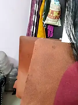 Snapshot of Hotty_Shona93 chatting on September 27, 8:43 am Hotty Shona93 online show from September 27, 8:43 am