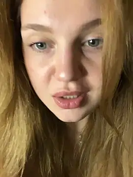 Emaline Fane online show from June 28, 7:31 pm