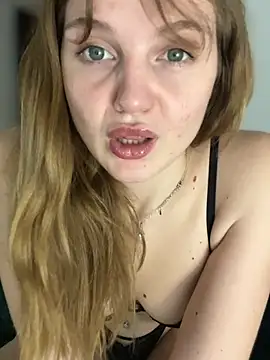 Emaline Fane online show from July 18, 8:11 pm