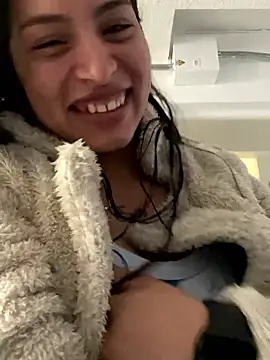 Mia garcia28 online show from January 13, 5:17 pm