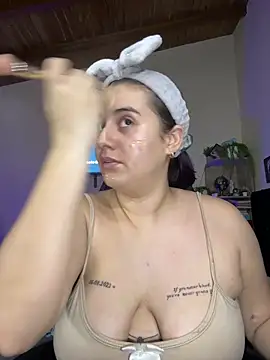 Lana Herondale online show from May 2, 3:32 am