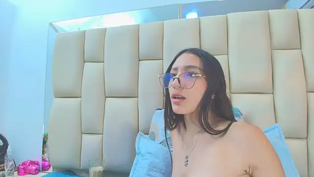 sweet amye online show from November 26, 7:48 pm