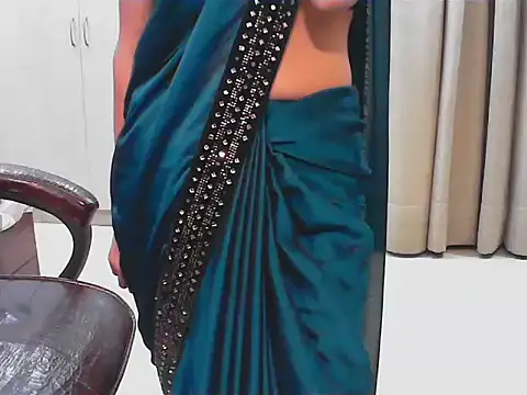 Snapshot of elize__ chatting on September 16, 8:00 am elize   online show from September 16, 8:00 am