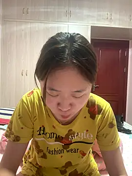 Snapshot of CoCo-s chatting on September 15, 5:42 pm CoCo-s online show from September 15, 5:42 pm