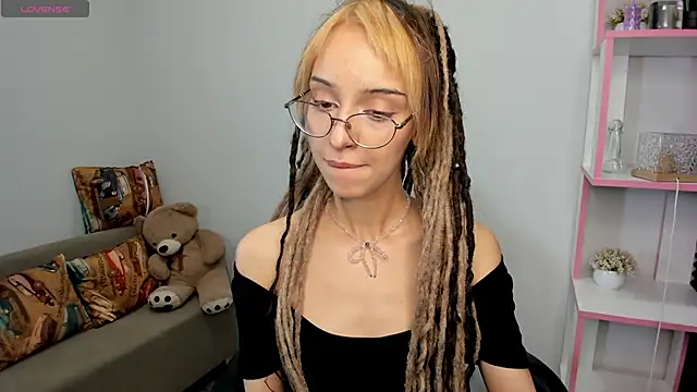 Ameli Shell online show from November 23, 1:41 am