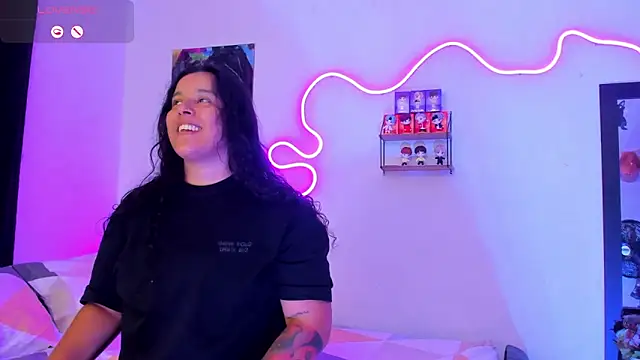 Dilan and Mia online show from October 3, 9:31 pm